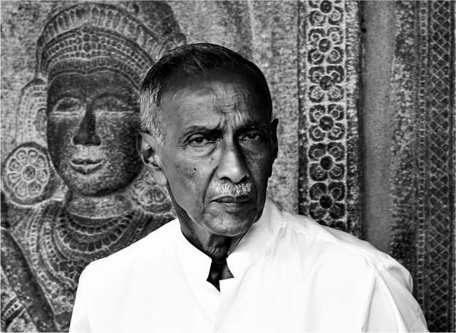 Хранитель зуба Будды Шри-Ланка, фотография 2009 года