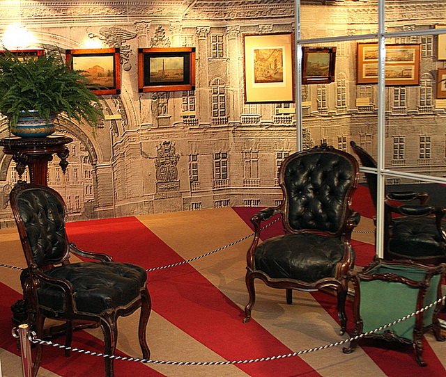 Мебель из кабинета Александра II. Из собрания музея-усадьбы Останкино