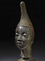 Голова матери правителя (ийобы). Бенин. Нигерия. Бронза. XVI – XVII вв.
